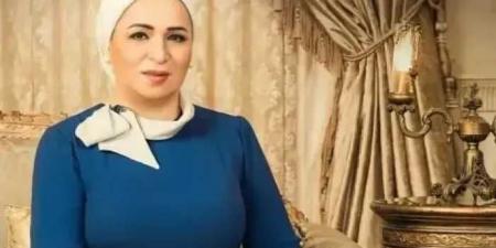 أمل
عمار
تشيد
بدعم
السيدة
انتصار
السيسي
للعمل
الإنساني..
وتشارك
في
«يوم
التطوع»
للهلال
الأحمر