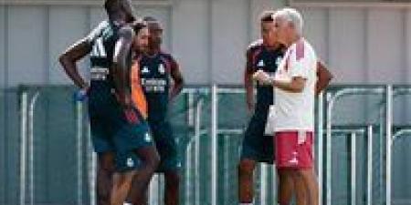 بالبلدي: نبأ
      سار
      لجوزيه
      مورينيو
      قبل
      افتتاح
      الدوري
      الإسباني