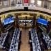 بالبلدي: البورصة المصرية تهبط بمنتصف الجلسة تأثرا بمبيعات عربية وأجنبية