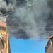 بالبلدي : حريق هائل يلتهم مخزن بلاستيك أعلى منزل بالإسماعيلية