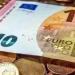 سعر
      اليورو
      اليوم
      الخميس
      11
      يونيو
      2026
      في
      البنوك..
      تحديث
      لحظي