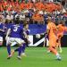 بالبلدي : فيديو
      |
      اليابان
      تقتنص
      تعادلاً
      مثيراً
      أمام
      هولندا
      في
      كأس
      العالم