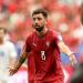 بالبلدي: عانقه وقبّل رأسه.. لاعب منتخب البرتغال يواسي مدافع أوزبكستان لحظة بكائه