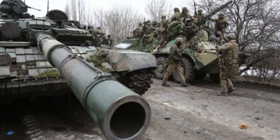 بالبلدي: روسيا
      تقصف
      38
      هدفًا
      في
      أوكرانيا
      وتعيد
      نشر
      القوات
      استعدادا
      لهجوم
      الشرق