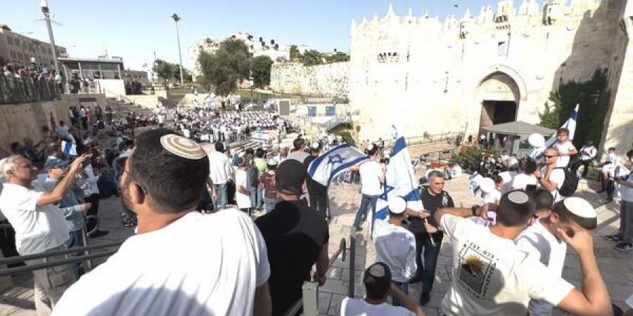 بالبلدي: مجموعات
      من
      المستوطنين
      تقتحم
      المسجد
      الأقصى
      في
      القدس