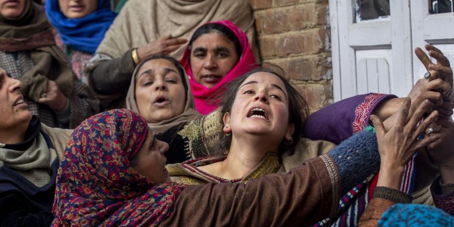 بالبلدي: الهند..
      ارتفاع
      قتلى
      سقوط
      ح
      افلة
      في
      ممر
      جبلي
      إلى
      22
      شخصا