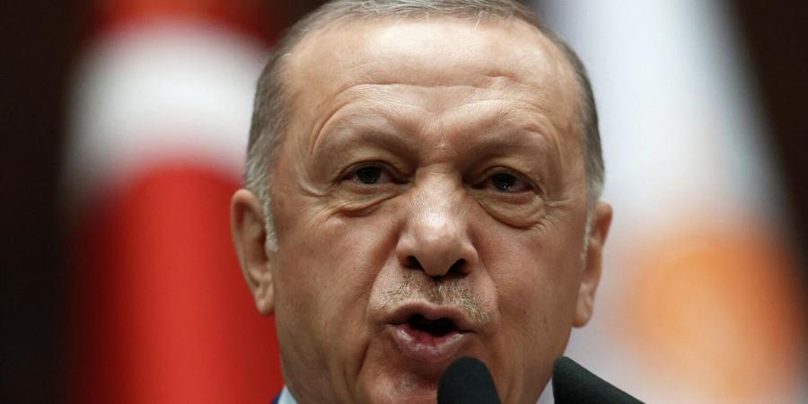 بالبلدي: أردوغان
      يعلن
      ترشحه
      للانتخابات
      الرئاسية
      المقبلة
      مع
      توقعات
      ببدء
      عملية
      عسكرية
      تركية
      شمالي
      سوريا