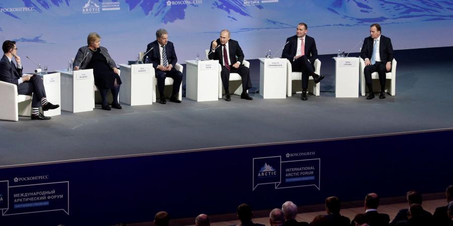 بالبلدي: أنطونوف:
      قرارات
      مجلس
      القطب
      الشمالي
      التي
      اتخذت
      بدون
      روسيا
      غير
      شرعية