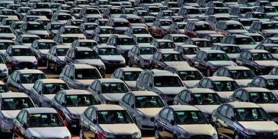 بالبلدي: توقف المبيعات في سوق السيارات لحين إعادة التسعير بعد ارتفاع الدولار