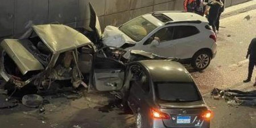 بالبلدي: تفاصيل إصابة 3 أشخاص إثر تصادم 3 سيارات بنفق قناة السويس فى الإسكندرية