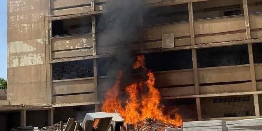 بالبلدي : أول تعليق من رئيس جامعة حلوان بشأن حدوث حريق في كلية الهندسة| خاص