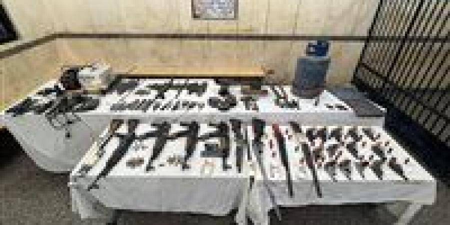 بالبلدي : القبض على عاطلين أدارا ورشة لتصنيع وصيانة الأسلحة النارية بأسيوط