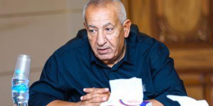 بالبلدي: رئيس المصري البورسعيدى يغيب عن الجمعية العمومية بسبب جراحة فى القدم