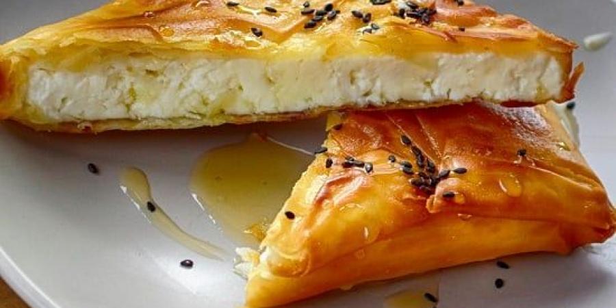 بالبلدي: سحور 10 رمضان.. فطائر جبن وسلطة بطاطس لوجبة متوازنة لذيذة
