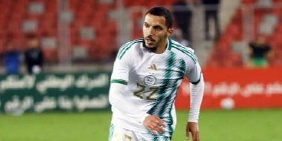 بالبلدي: إسماعيل بن ناصر يغادر معسكر منتخب الجزائر بسبب الإصابة