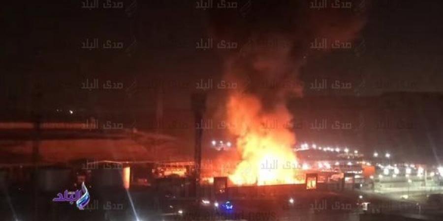 بالبلدي: حريق بمصنع غزل ونسيج في سوهاج..والحماية المدنية تدخل belbalady.net