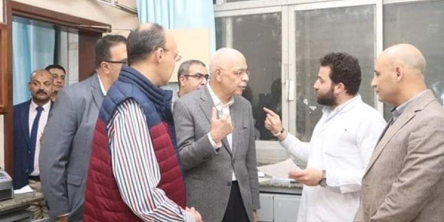بالبلدي: رئيس جامعة المنوفية يتفقد المستشفيات للاطمئنان على جاهزيتها في عيد الفطر belbalady.net