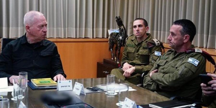 بالبلدي: لهذا السبب.. وزير الدفاع الإسرائيلي يجري تقييما مع رئيس أركان جيش الاحتلال belbalady.net