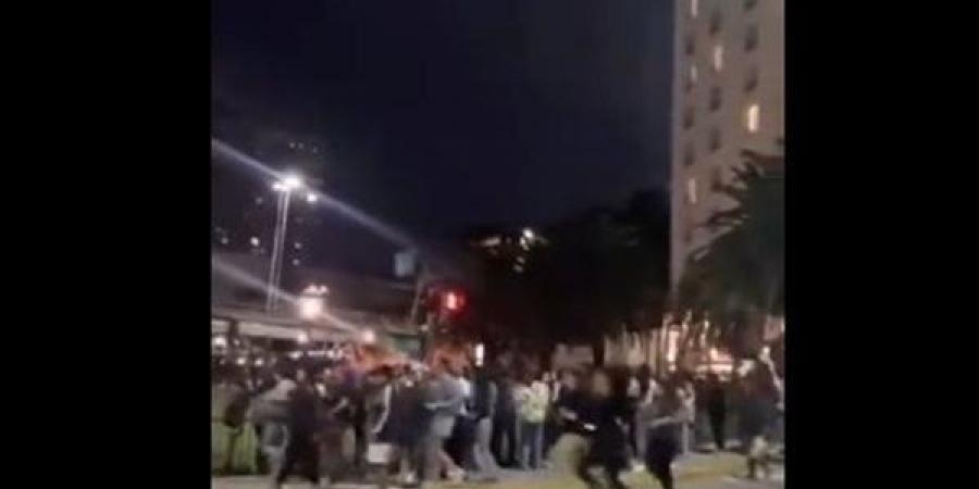 بالبلدي: صراخ وعويل.. هلع الإسرائيليين في الشوارع خوفًا من الصواريخ الإيرانية| فيديو belbalady.net