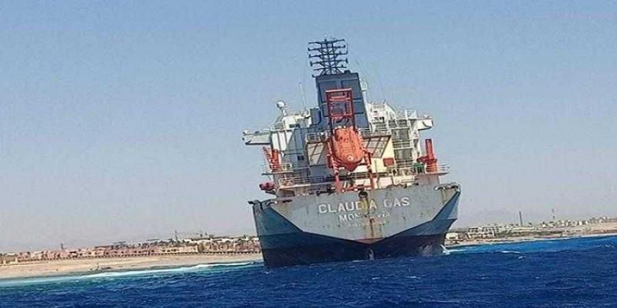 بالبلدي : وصول سفينة الغاز الليبيرية CLAUDIA GAS الجانحة بخليج العقبة ميناء سفاجا البحرى