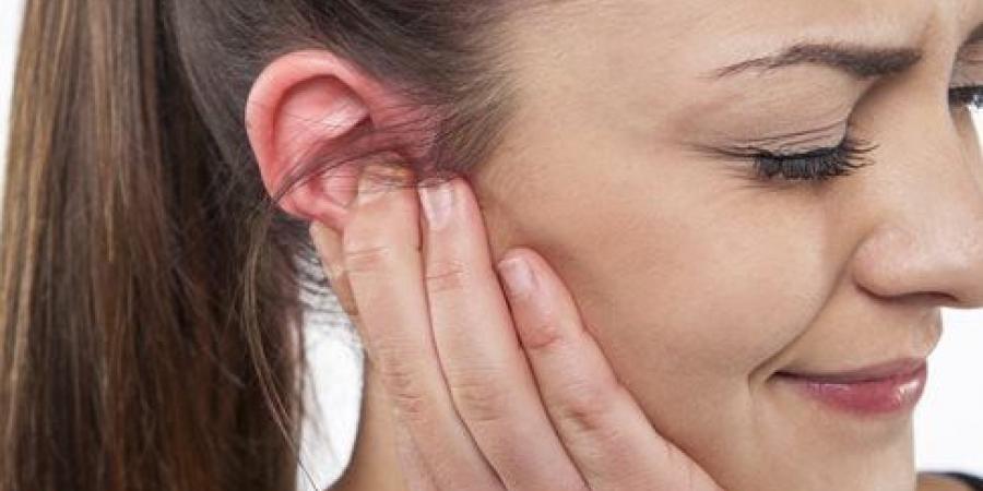 بالبلدي : هل الجيوب الأنفية تؤثر على الأذن؟.. استشاري أنف وأذن يُجيب