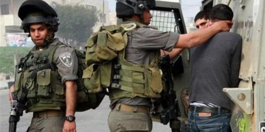 بالبلدي: هيئة شئون الأسرى: قوات الاحتلال تعتقل 40 فلسطينيا بالضفة الغربية belbalady.net