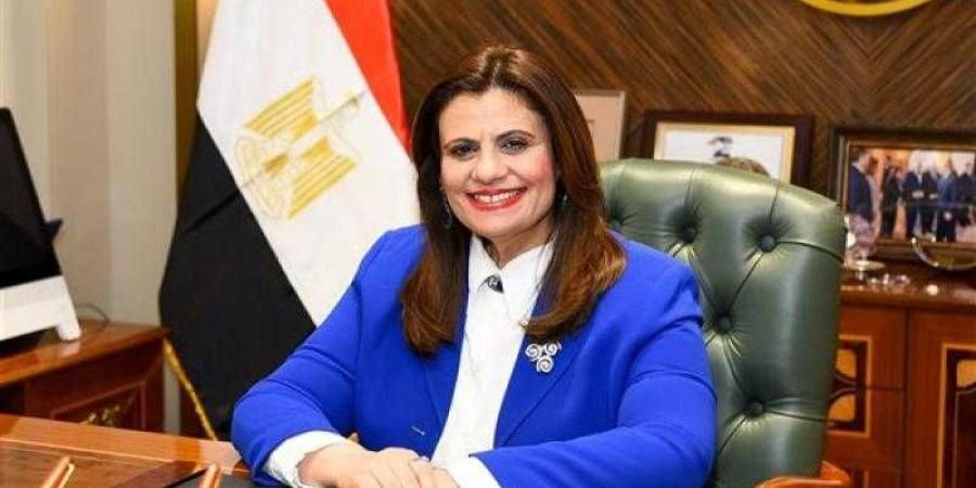 بالبلدي : وزيرة الهجرة ترد على استفسارات المصريين بالخارج وتؤكد: 28 أبريل الجاري نهاية ”مبادرة السيارات”