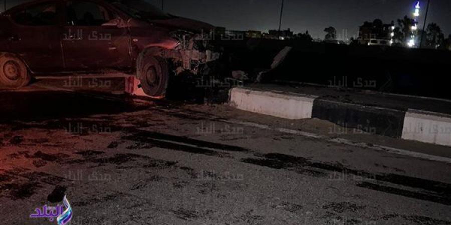 بالبلدي: السائق هرب.. حادث مروع لسيارة ملاكي على محور الضبعة.. فيديو belbalady.net