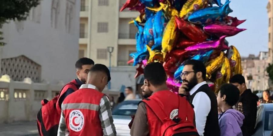 بالبلدي: فرق المتطوعين بالهلال الأحمر يواصلون التوعية بالإسعافات الأولية من خلال حملة«صيف آمن»