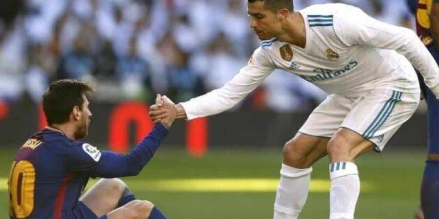 بالبلدي: ميسي
      يتحدث
      عن
      رونالدو:
      «لسنا
      أصدقاء
      ولكننا
      نحترم
      بعضنا
      البعض»