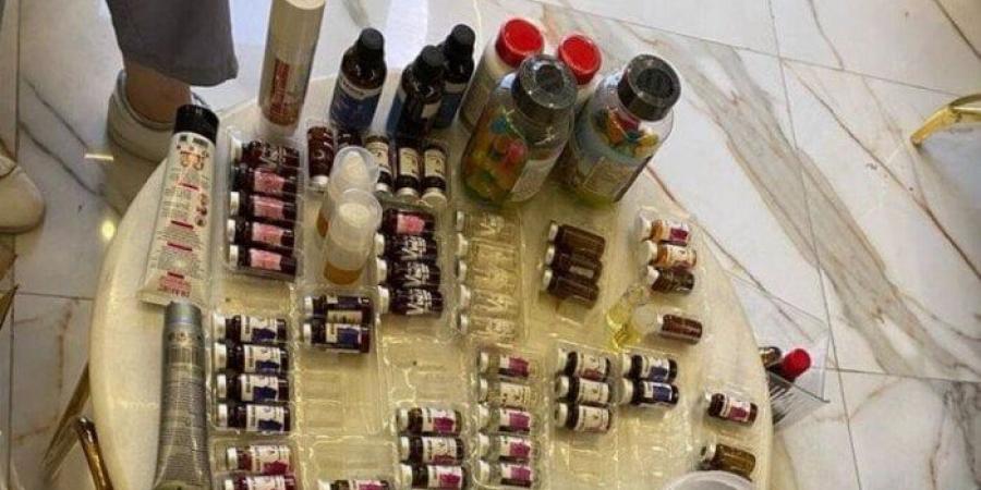بالبلدي: إغلاق
      مركز
      تجميل
      بدون
      ترخيص
      تديره
      منتحلة
      صفة
      «طبيب»
      بـ
      الإسماعيلية