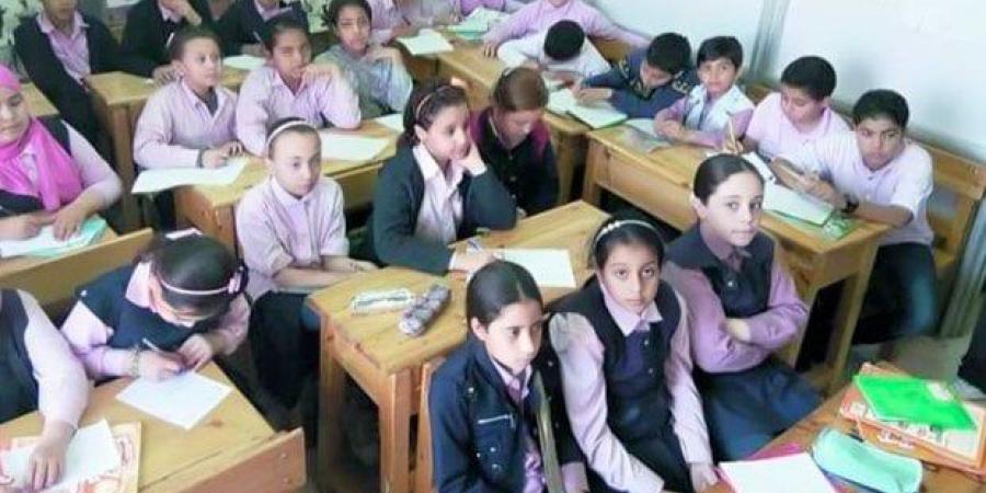 بالبلدي : مصروفات
      المدارس
      الحكومية
      والتجريبية
      لغات
      العام
      الدراسي
      الجديد
      2025
      -
      2026
