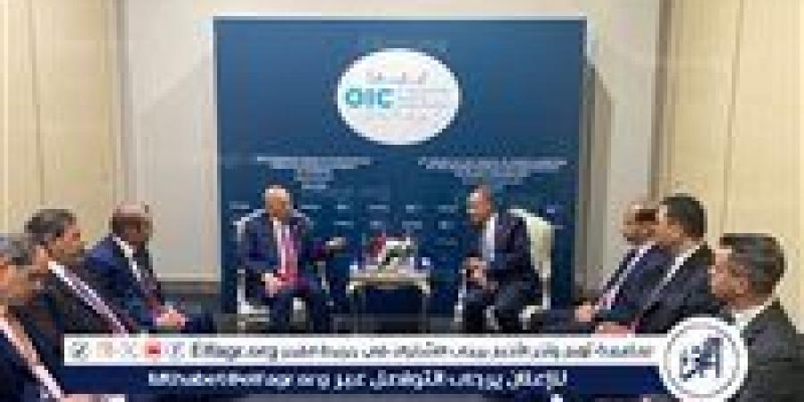 بالبلدي: وزير
      الخارجية
      والهجرة
      يلتقي
      نظيره
      العراقي
      في
      أسطنبول