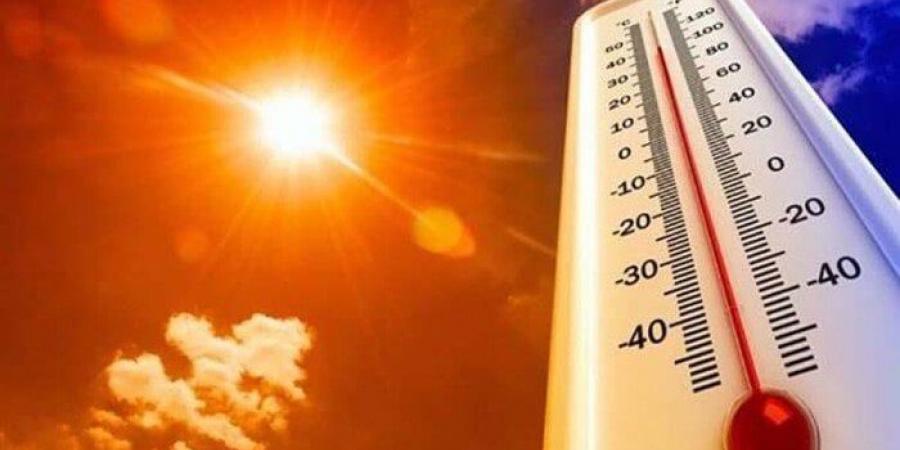 بالبلدي : درجة
      الحرارة
      تتخطى
      الـ
      35..
      الأرصاد
      تحذر
      من
      حالة
      الطقس
      في
      وقت
      الذروة