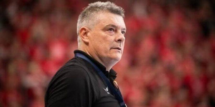 بالبلدي : الإسباني
      باسكوال
      مديرًا
      فنيًا
      لمنتخب
      اليد