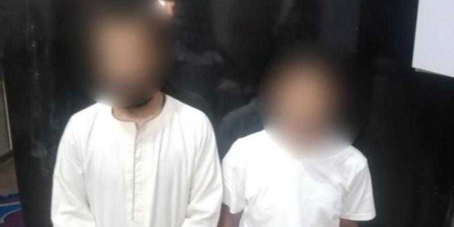 بالبلدي : ضبط
      عاطلين
      بالمنيا
      لقيامهما
      بالنصب
      والإحتيال
      على
      المواطنين
      والإستيلاء
      على
      بيانات
      بطاقات
      الدفع
      الإلكترونى
      الخاصة
      بهم