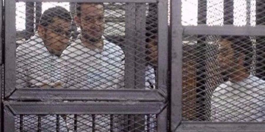 بالبلدي: تفاصيل
      تأجيل
      محاكمة
      6
      متهمين
      بـ
      «خلية
      التجمع
      الأول»