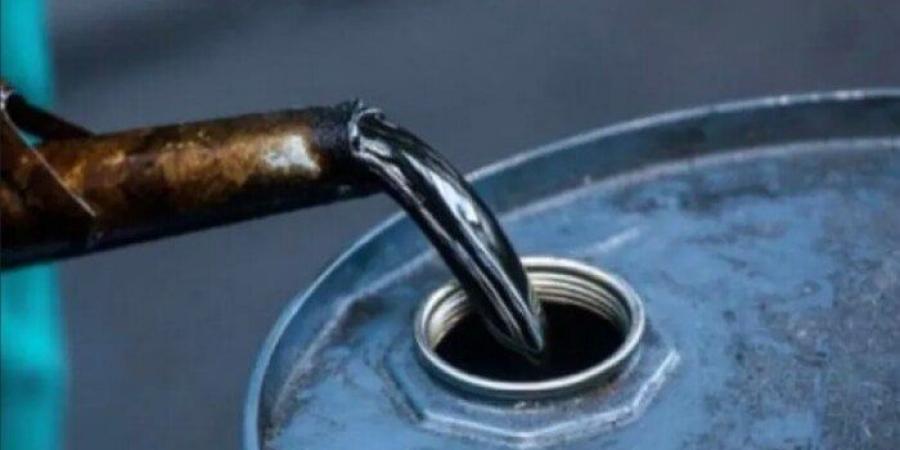 بالبلدي : النفط
      يقلص
      من
      خسائره
      وسط
      إعلان
      هدنة
      إيران
      وإسرائيل