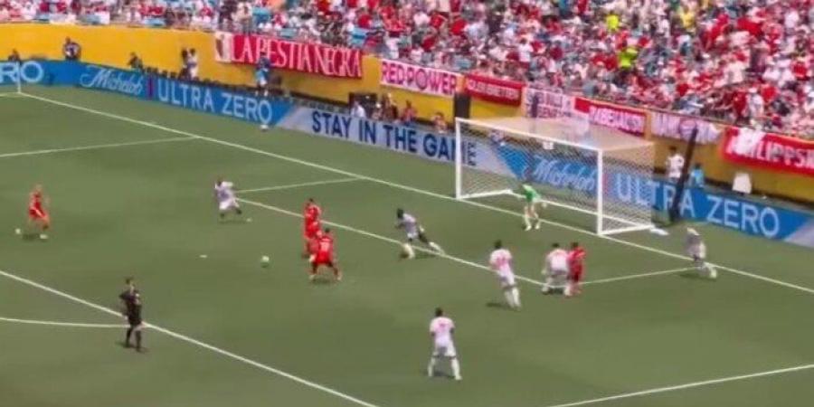 بالبلدي: كأس
      العالم
      للأندية..
      بايرن
      ميونخ
      يتأخر
      بهدف
      ضد
      بنفيكا
      في
      الشوط
      الأول
      «فيديو»