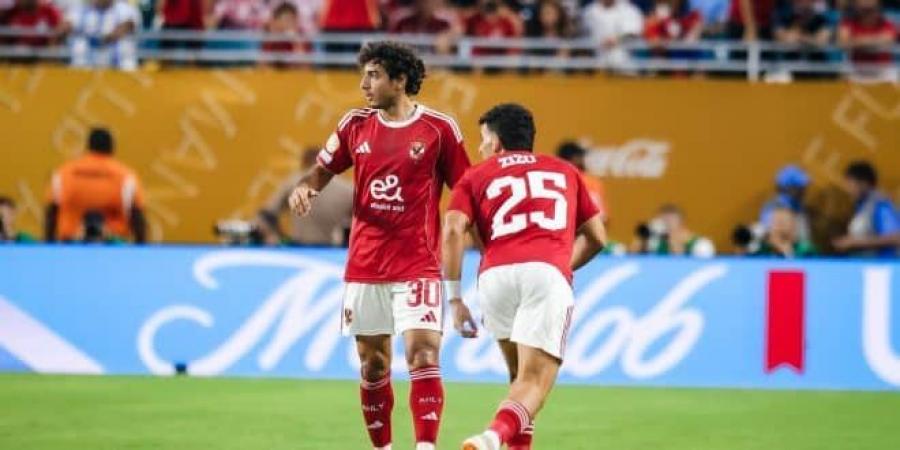 بالبلدي: الأهلي
      “وسام”
      يُبدع
      ويمتع
      أمام
      بورتو
      بثنائية
      في
      الشوط
      الأول
      بمونديال
      الأندية