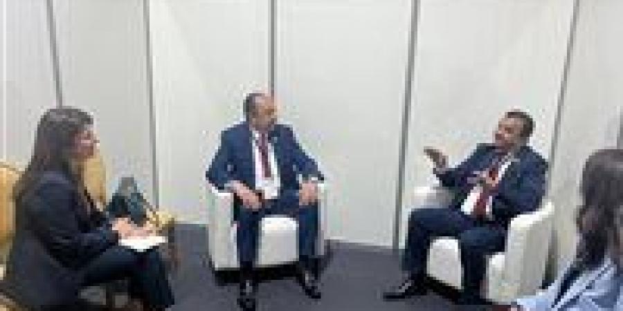 بالبلدي: وزير
      قطاع
      الأعمال
      يلتقي
      وزير
      الطاقة
      والمناجم
      الجزائري
      لبحث
      توسيع
      آفاق
      التعاون
      الاستثماري
      والشراكة