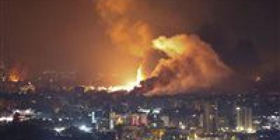 بالبلدي: إيران
      بمجلس
      الأمن:
      نلتزم
      بالتدقيق
      النووي..
      واستسلامنا
      حلم
      بعيد
      المنال