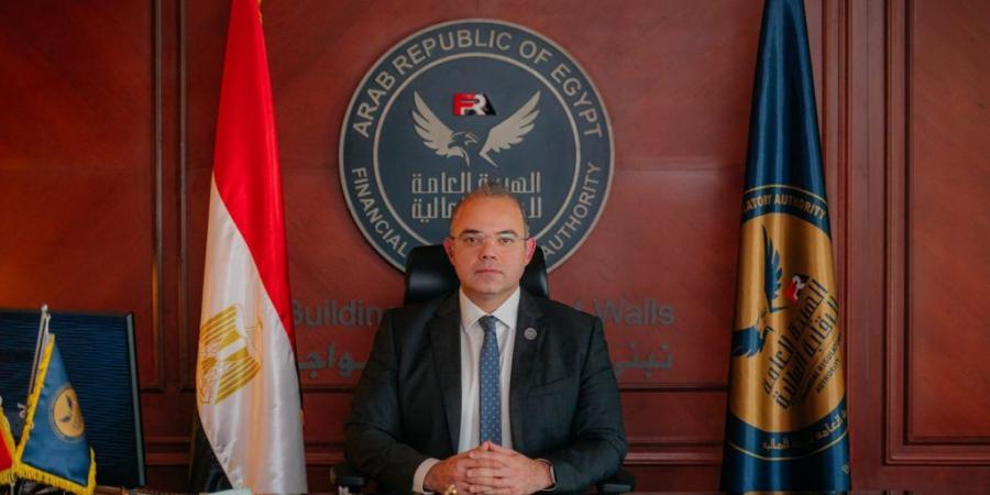بالبلدي : “الرقابة
      المالية
      توسع
      قاعدة
      المتعاملين
      في
      أدوات
      الدين
      الحكومية
      بالسوق
      الثانوي
      بـ7
      موافقات
      جديدة”