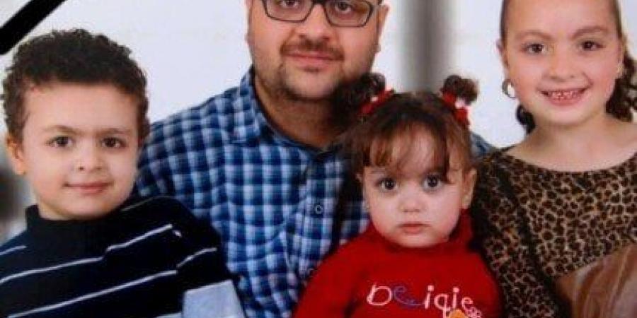 بالبلدي: مأساة
      مروعة
      في
      المنيا:
      وفاة
      الأب
      متأثراً
      بجراحه
      بعد
      ساعات
      من
      وفاة
      زوجته
      وطفلتيه
      في
      حادث
      تصادم