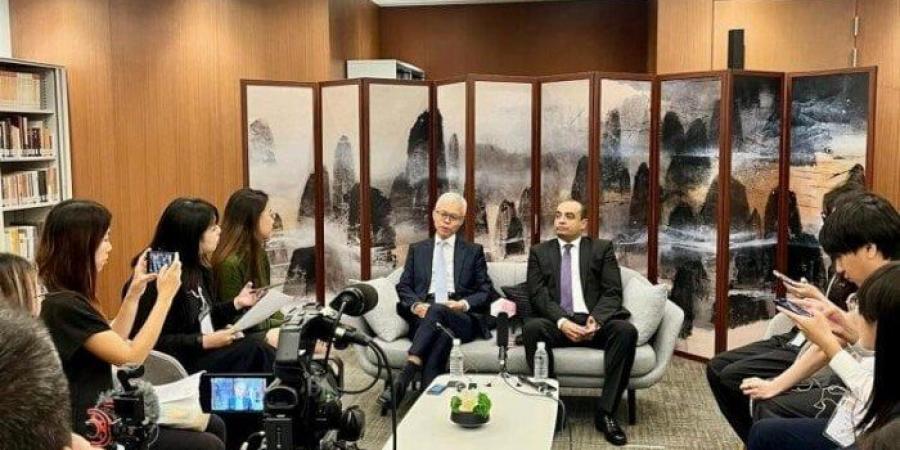 بالبلدي : اتفاقية
      تعاون
      بين
      المجلس
      الأعلى
      للآثار
      ومتحف
      قصر
      هونج
      كونج
      لتنظيم
      معرض
      أثري