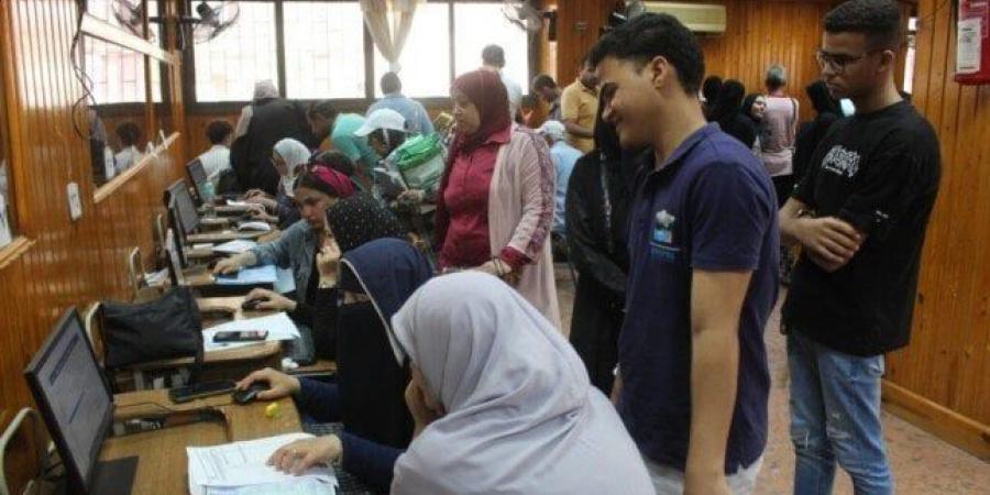 بالبلدي : تنسيق
      الثانوية
      العامة
      2025..
      إعلان
      الحد
      الأدنى
      في
      عدة
      محافظات
