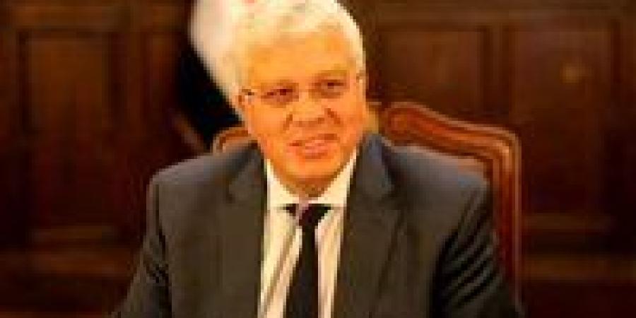 بالبلدي: وزير
      التعليم
      العالي:
      التوسع
      في
      إنشاء
      الجامعات
      الجديدة
      جاء
      بفضل
      دعم
      الرئيس
      السيسي