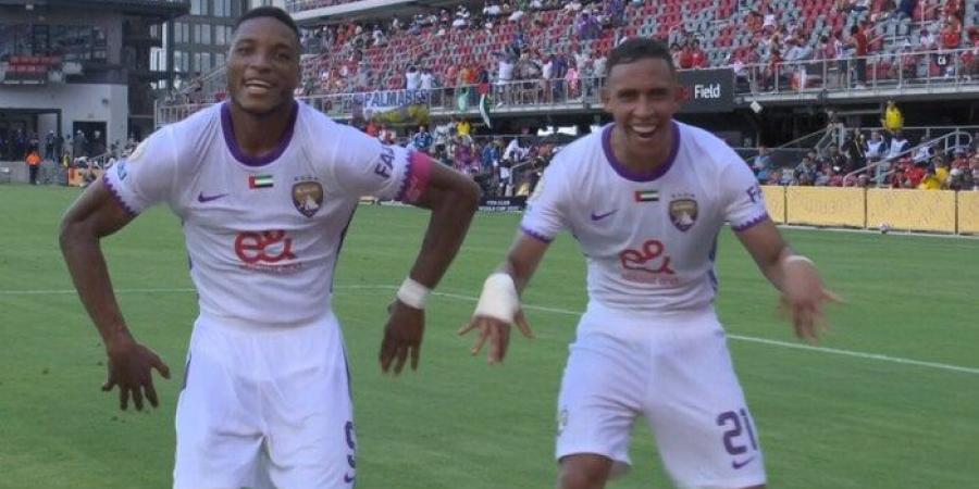 بالبلدي : كأس
      العالم
      للأندية..
      التعادل
      الإيجابي
      يحسم
      الشوط
      الأول
      بين
      العين
      والوداد
      «فيديو»