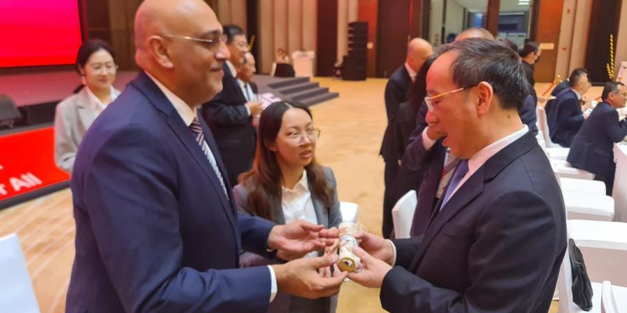 بالبلدي: جهاز
      تنمية
      المشروعات
      يبحث
      فرص
      توسع
      المشروعات
      المصرية
      بالأسواق
      الصينية