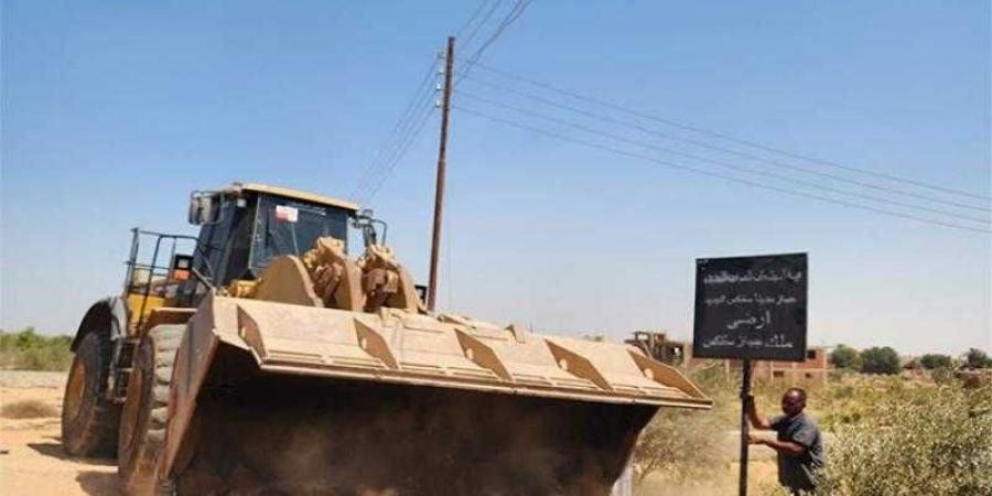 بالبلدي : وزير
      الإسكان:
      إزالة
      التعدي
      واسترداد
      مساحة
      153
      فدانًا
      بمدينة
      سفنكس
      الجديدة